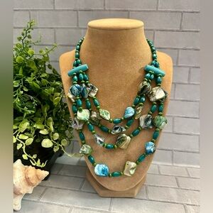Turquoise dyed bluster pearl necklace